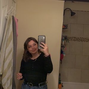 Meet your Posher, Savannah